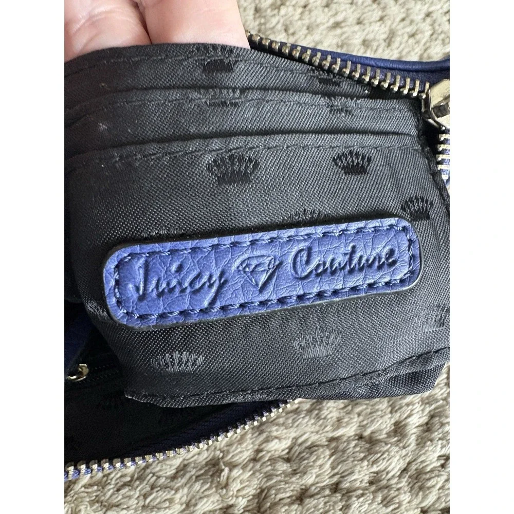 Juicy Couture Womens Blue Faux Leather Zip Pockets Wristlet Clutch Purse Bag